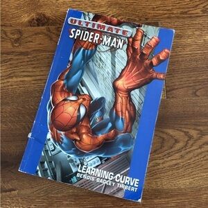 Marvel Ultimate Spider-man: Leaning Curve comic graphic novel